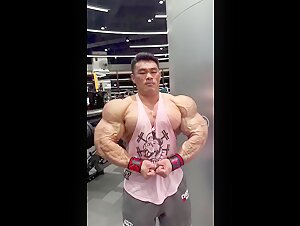 NAME THIS BODYBUILDER